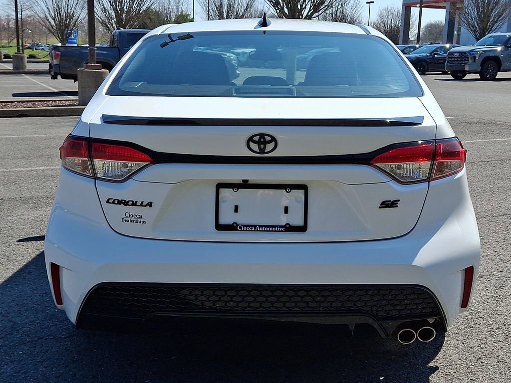 Used 2022 Toyota Corolla SE image 8