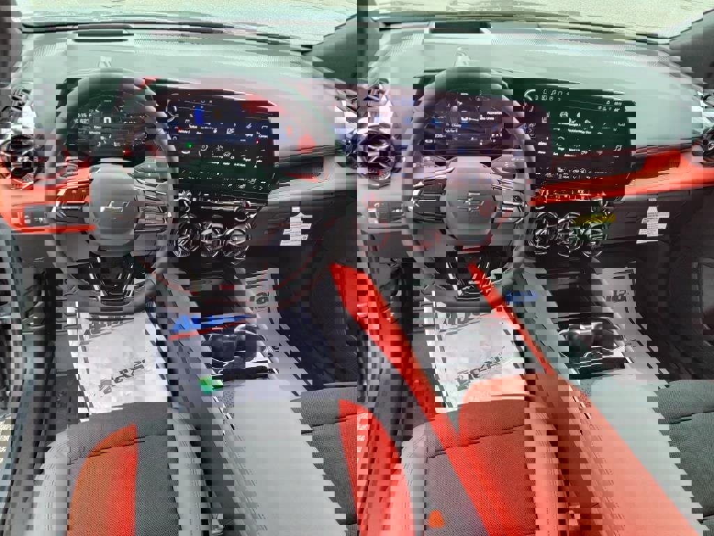 New 2025 Chevrolet Blazer EV RS image 15