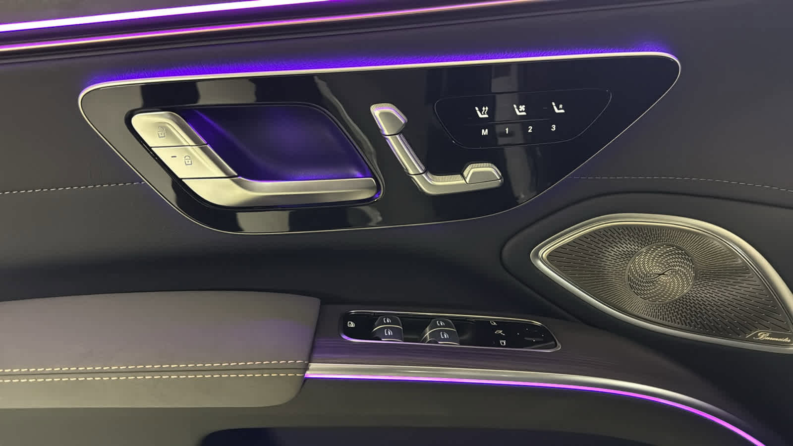 New 2025 Mercedes-Benz EQS 450+ 4MATIC Sedan image 16