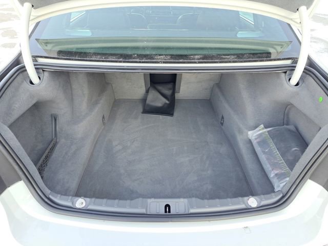 Used 2014 BMW 750Li xDrive image 29