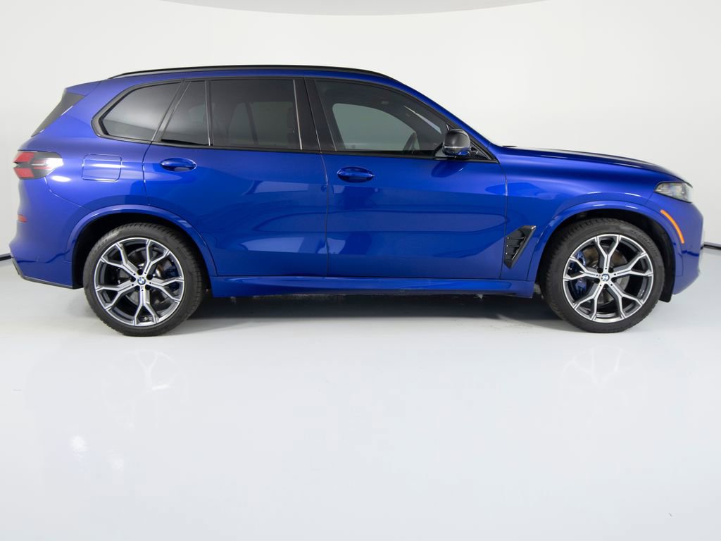 Used 2024 BMW X5 M60i image 11