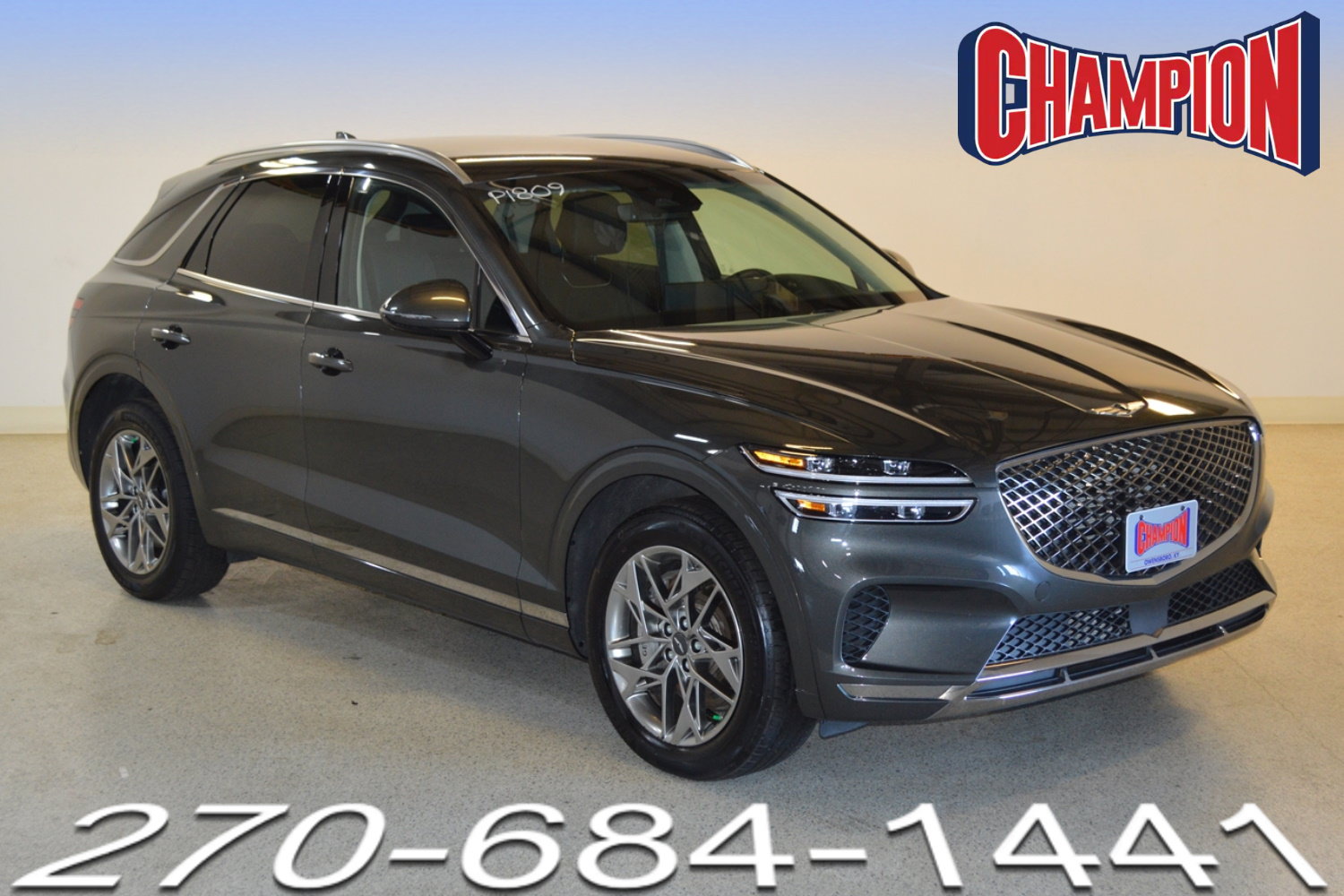 Used 2025 Genesis GV70 2.5T AWD/4WD image 1