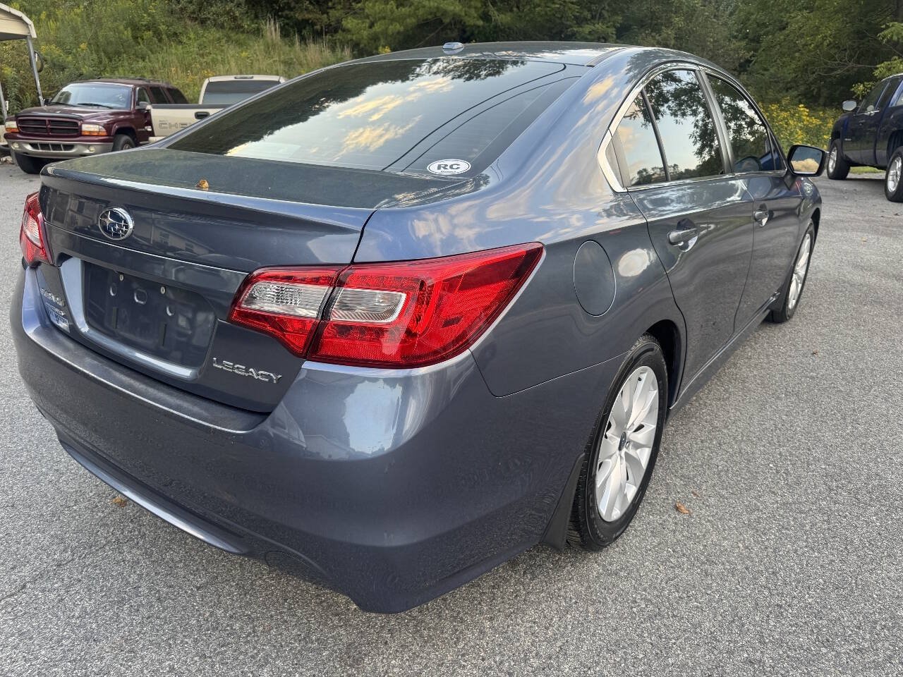 Used 2015 Subaru Legacy 2.5i Premium AWD/4WD image 4