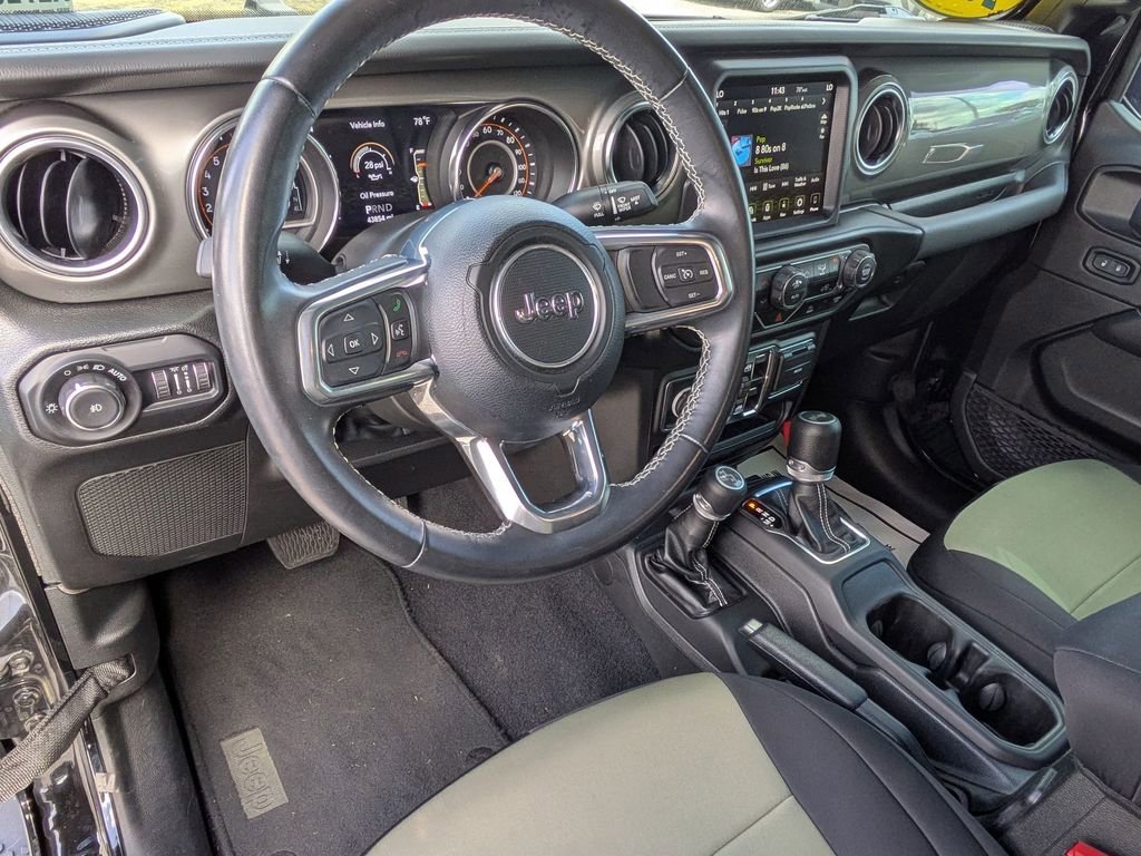 Used 2022 Jeep Wrangler Unlimited Sahara image 16