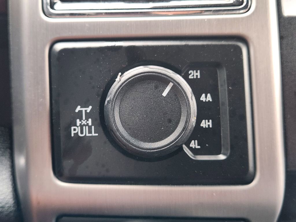 Used 2019 Ford F150 Platinum w/ Equipment Group 701A Luxury image 26