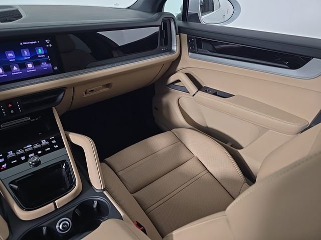 New 2026 Porsche Cayenne E-Hybrid image 24
