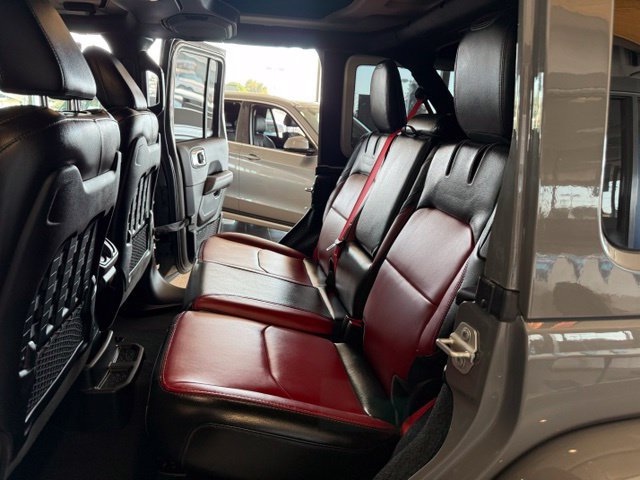 Used 2023 Jeep Wrangler Unlimited Rubicon 4xe AWD/4WD image 23