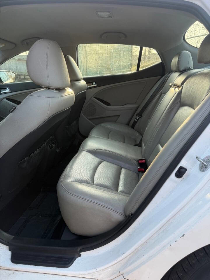 Used 2013 Kia Optima EX image 11