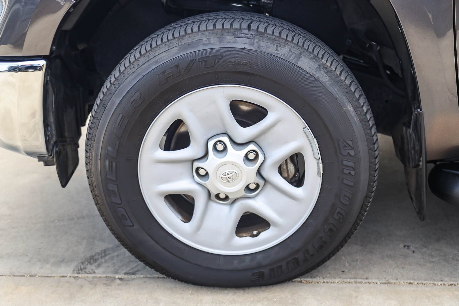 Certified 2018 Toyota Tundra SR5 w/ SR5 Upgrade Package RWD image 9