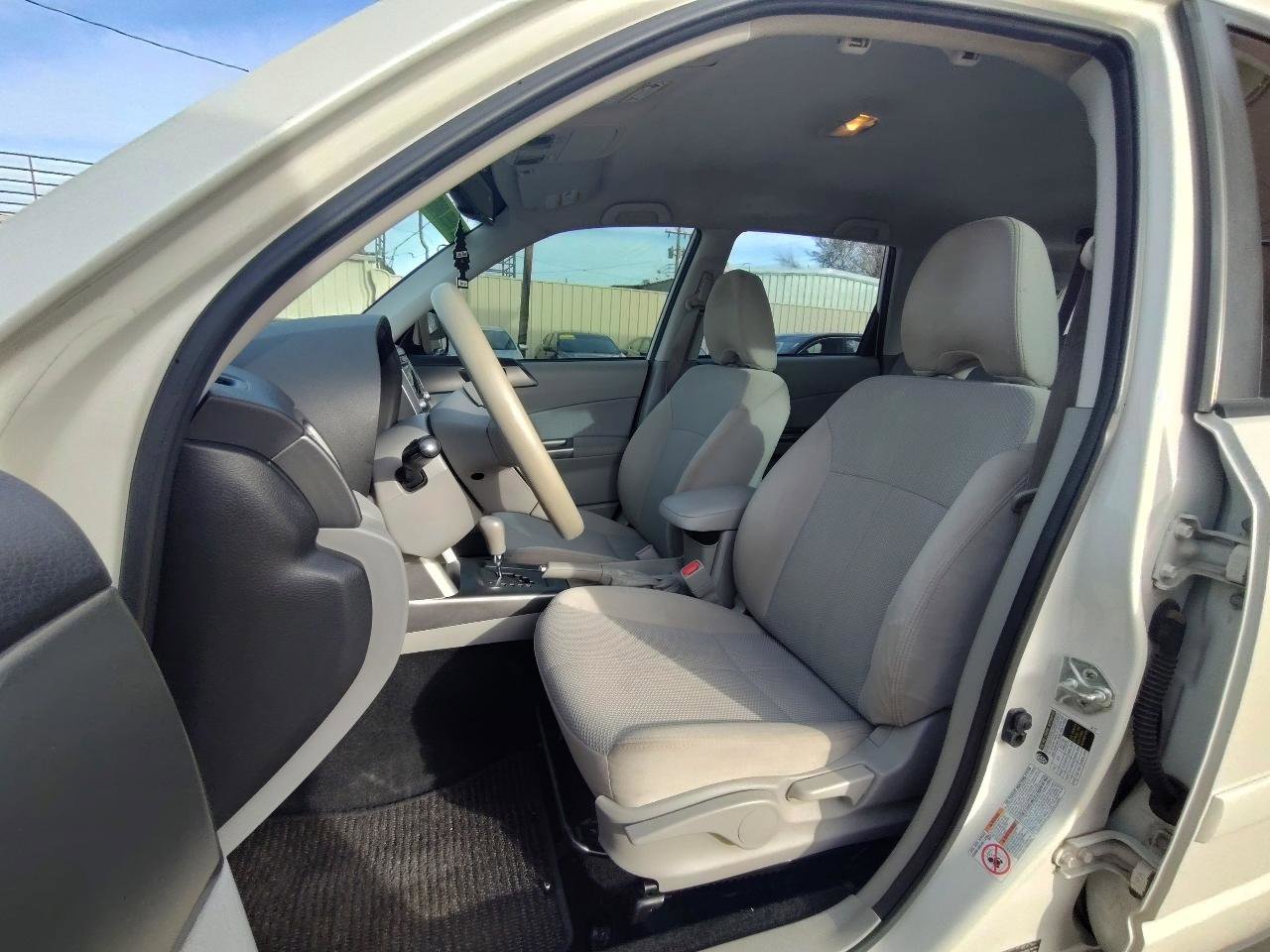 Used 2012 Subaru Forester 2.5X w/ Alloy Wheel Pkg image 15