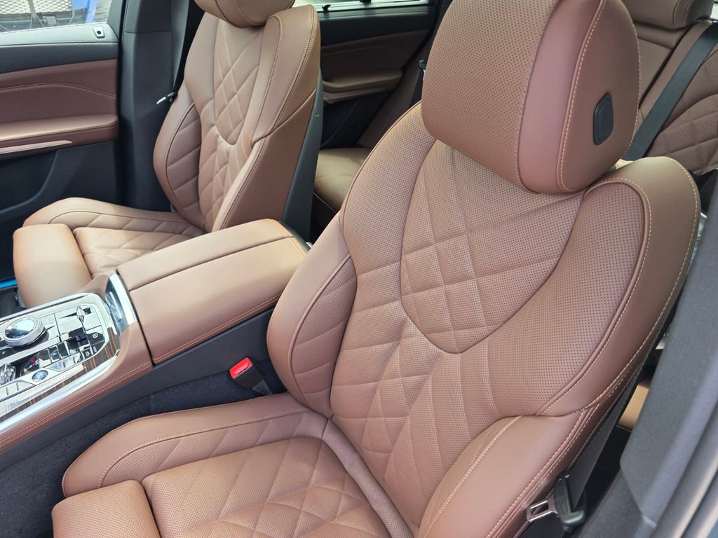 New 2026 BMW X5 xDrive50e AWD/4WD image 9