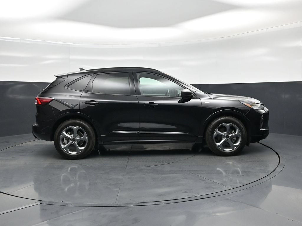 Certified 2023 Ford Escape ST-Line w/ Tech Pack #1 FWD image 24