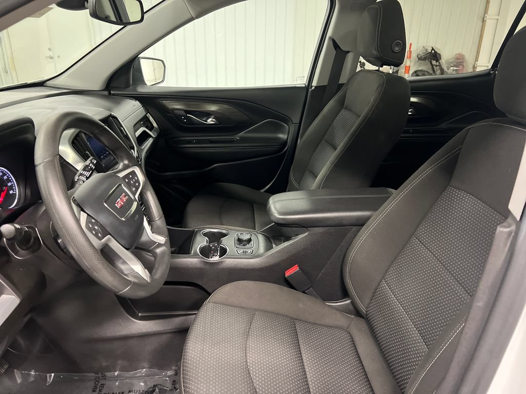 Certified 2024 GMC Terrain SLE w/ Driver Convenience Package AWD/4WD image 13