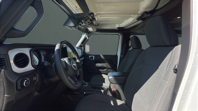 Used 2024 Jeep Wrangler Sport image 5