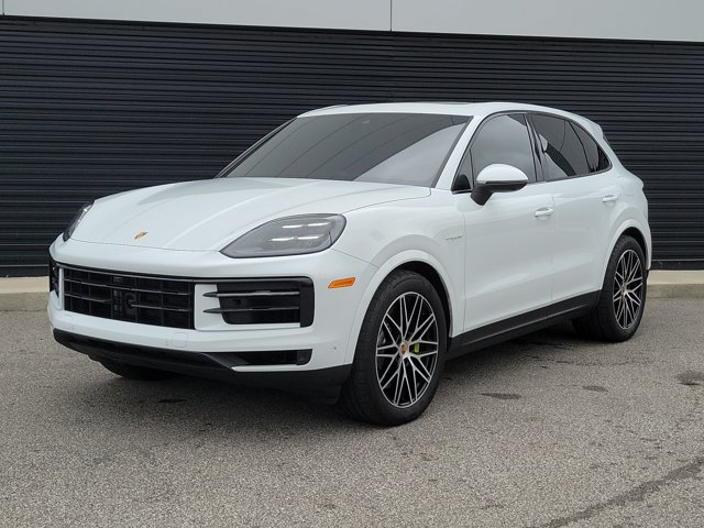 Certified 2025 Porsche Cayenne S w/ Premium Package Plus