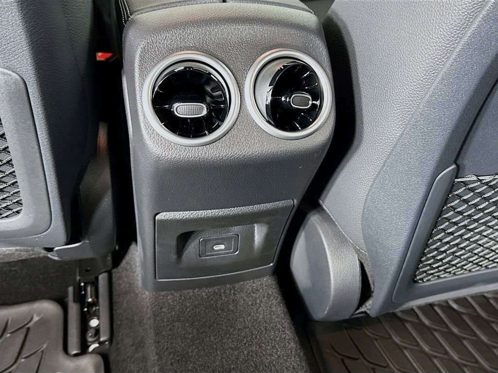 Used 2026 Mercedes-Benz CLA 250 4MATIC image 27