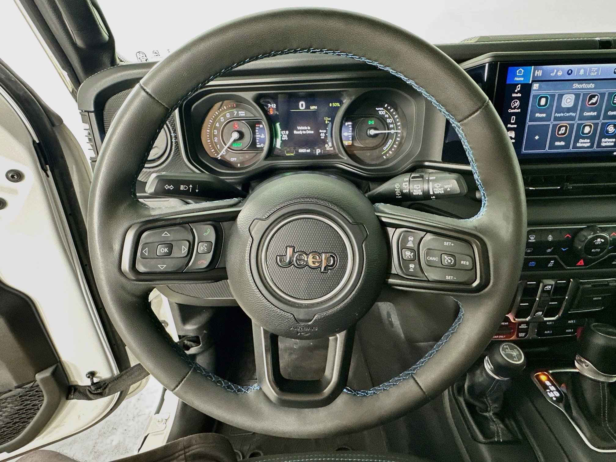 Used 2024 Jeep Wrangler Unlimited Rubicon 4xe w/ Convenience Group AWD/4WD image 12