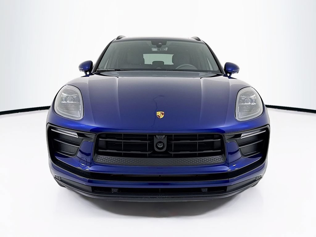 New 2026 Porsche Macan AWD/4WD image 6