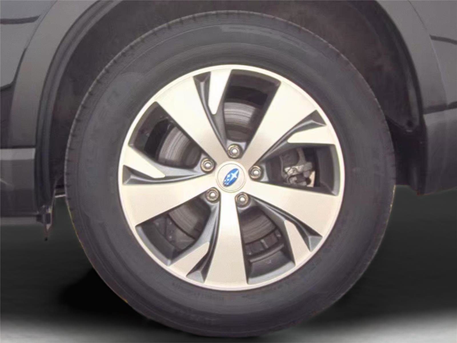 Used 2023 Subaru Ascent Premium w/ Convenience Package image 22