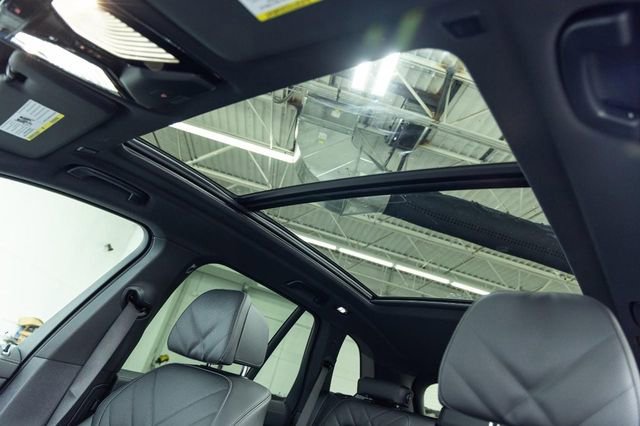 New 2026 BMW X5 xDrive40i w/ M Sport Package image 16