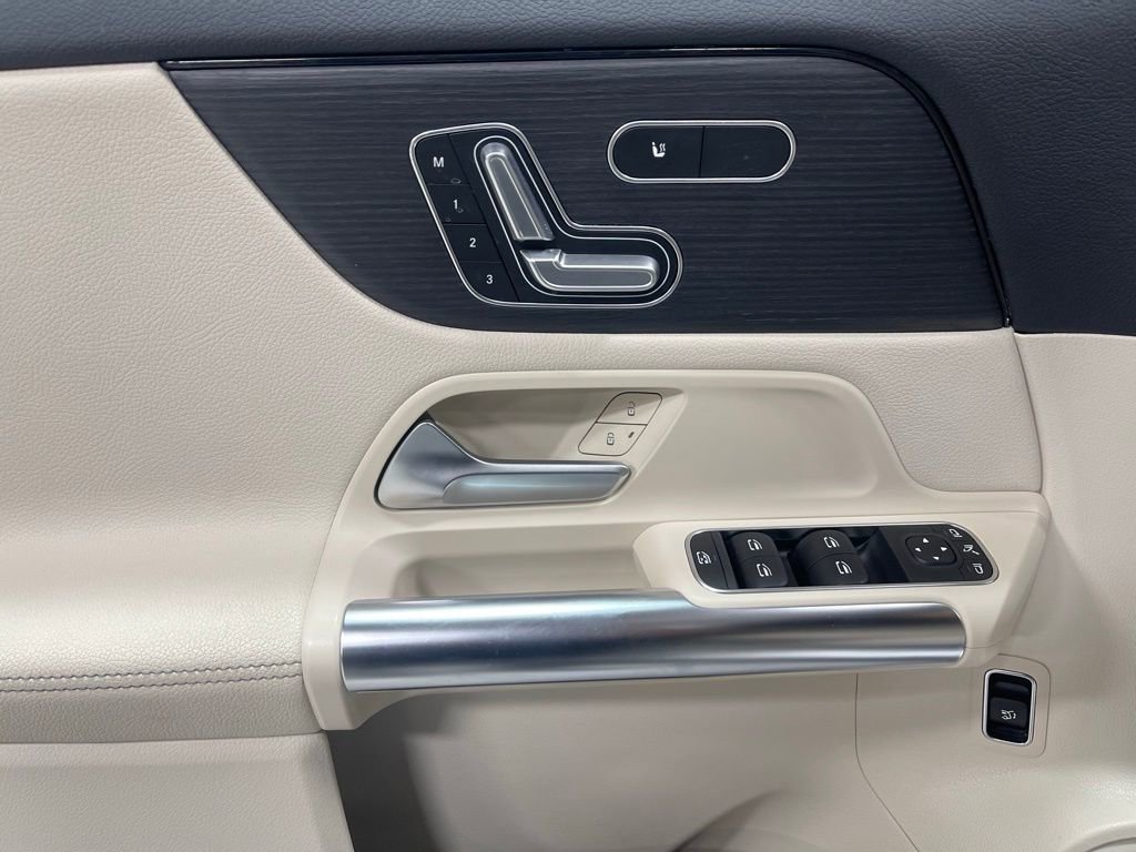 Certified 2023 Mercedes-Benz GLA 250 4MATIC image 18