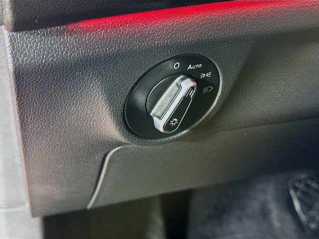 Used 2022 Volkswagen Jetta SEL FWD image 23