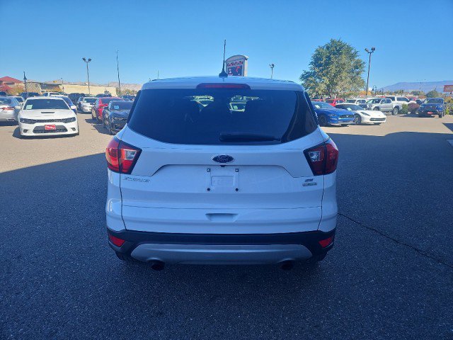 Used 2019 Ford Escape SE image 4