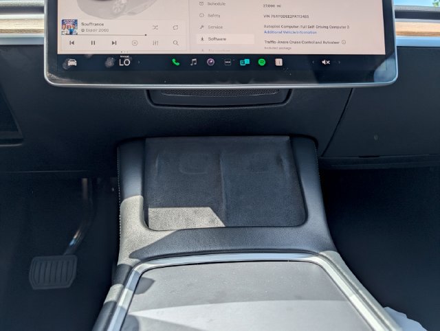 Used 2023 Tesla Model Y Long Range AWD/4WD image 25