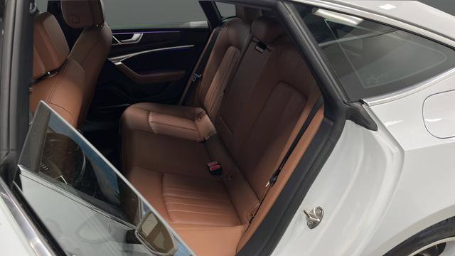 Used 2021 Audi A7 e Premium Plus w/ Executive Package image 24