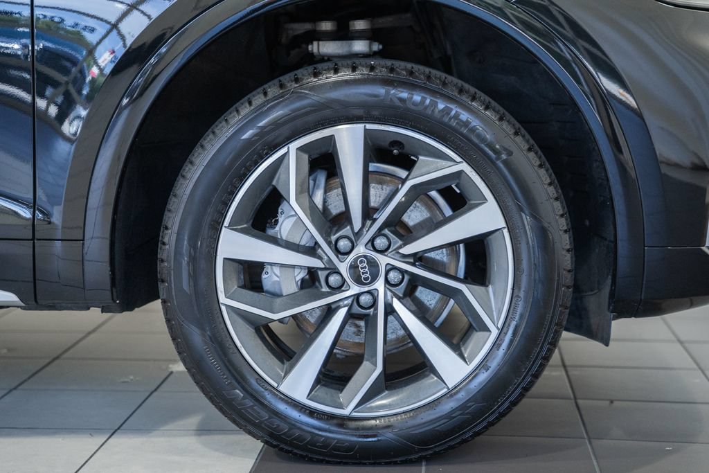 Used 2023 Audi Q5 2.0T Premium Plus w/ Premium Plus Package AWD/4WD image 18