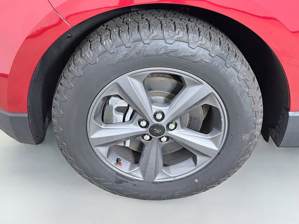 Used 2022 Ford Edge SEL w/ Sport Appearance Package image 15