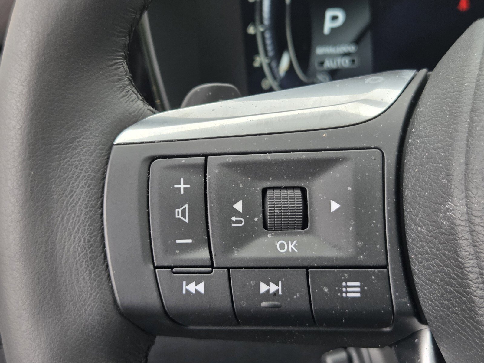 Used 2024 INFINITI QX60 Luxe AWD/4WD image 28