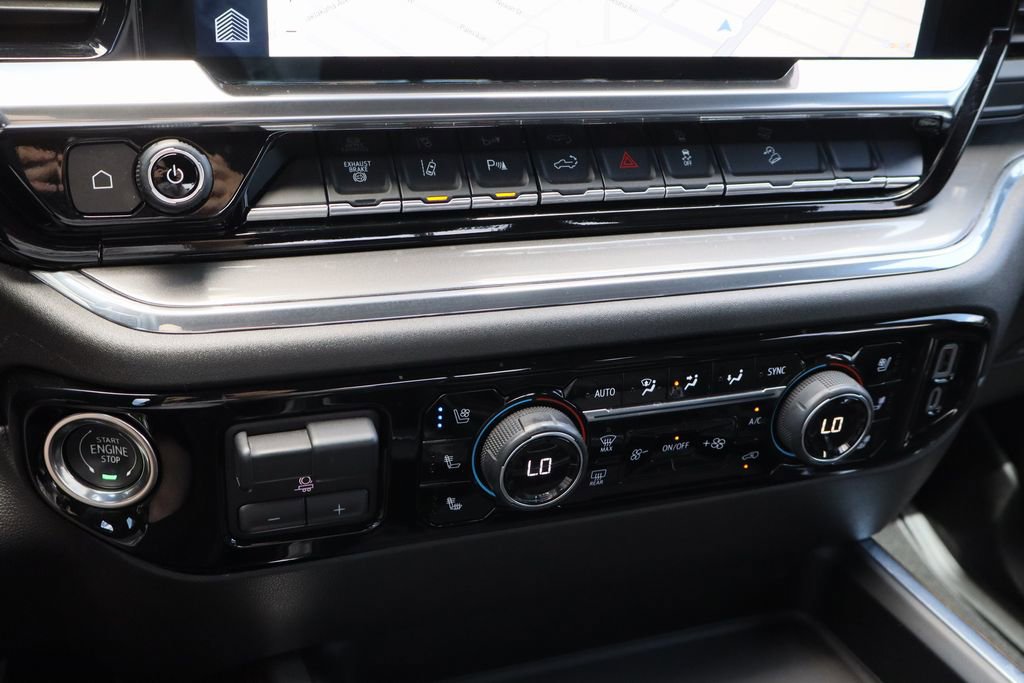 Certified 2024 Chevrolet Silverado 2500 High Country w/ Technology Package image 18