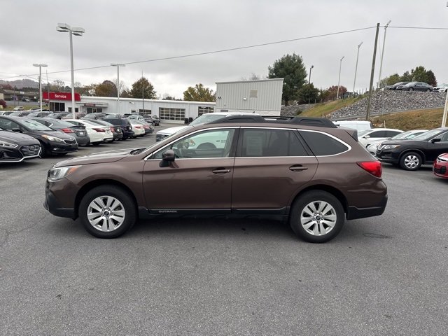 Used 2019 Subaru Outback 2.5i Premium image 5