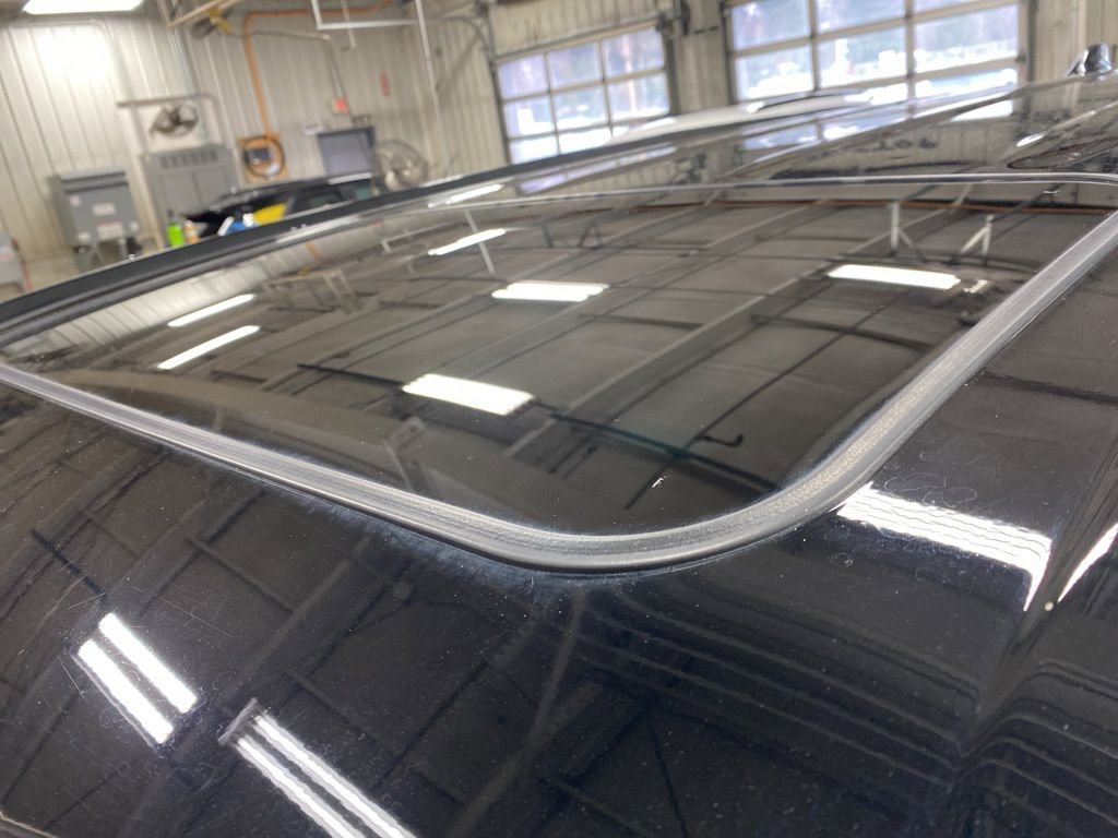 Used 2022 Toyota Highlander XSE image 9