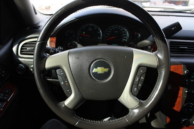 Used 2011 Chevrolet Avalanche LT w/ Luxury Package image 18