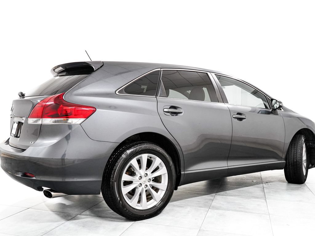 Used 2013 Toyota Venza LE FWD image 7