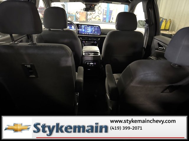 Used 2024 Chevrolet Traverse LT image 12