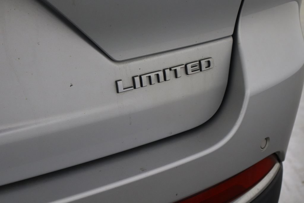 Used 2022 Jeep Grand Cherokee Limited AWD/4WD image 46