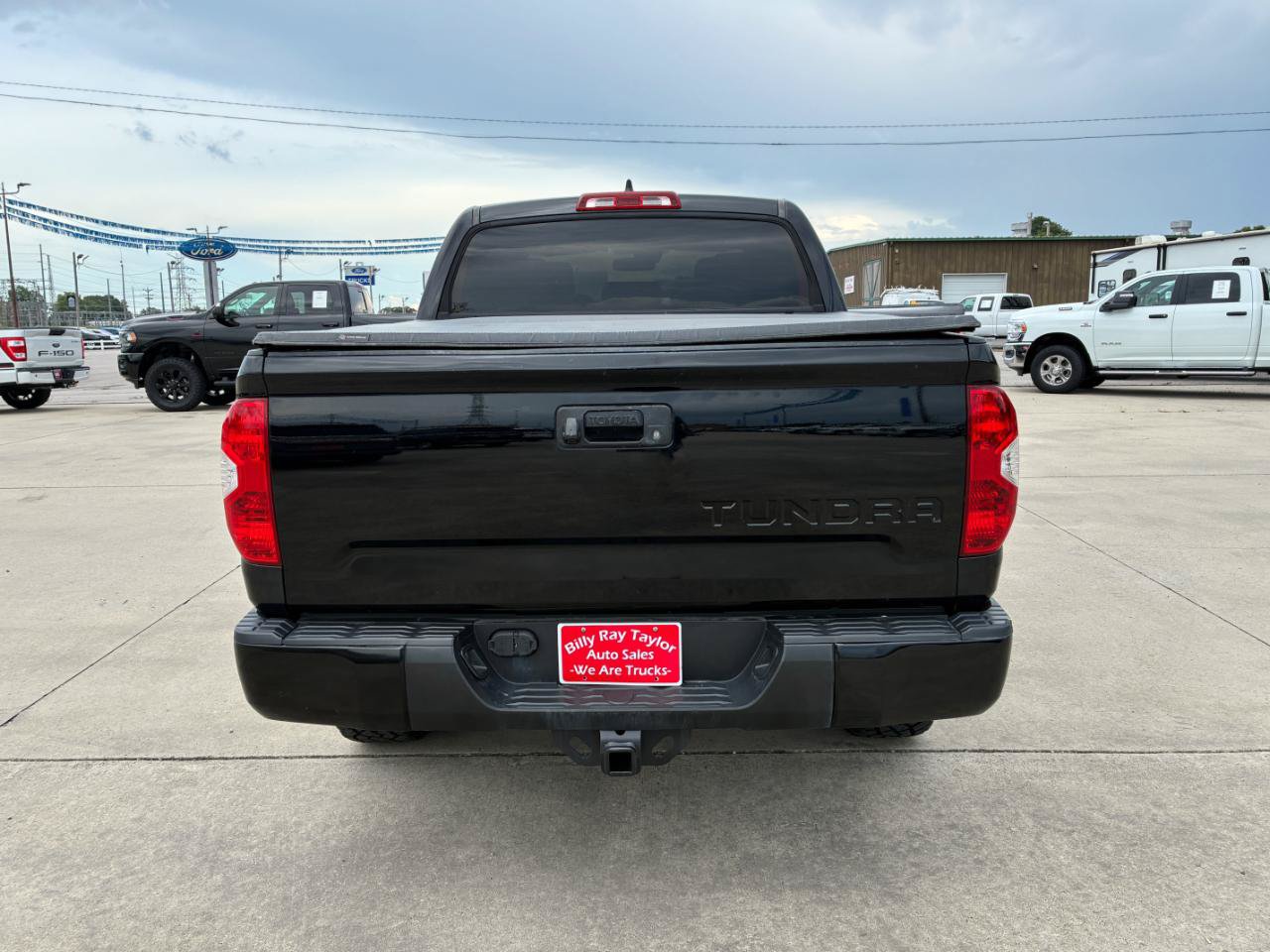 Used 2020 Toyota Tundra SR5 w/ SX Package AWD/4WD image 6