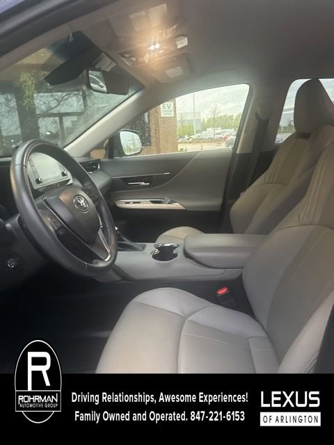 Used 2021 Toyota Venza XLE w/ Softex Package AWD/4WD image 9