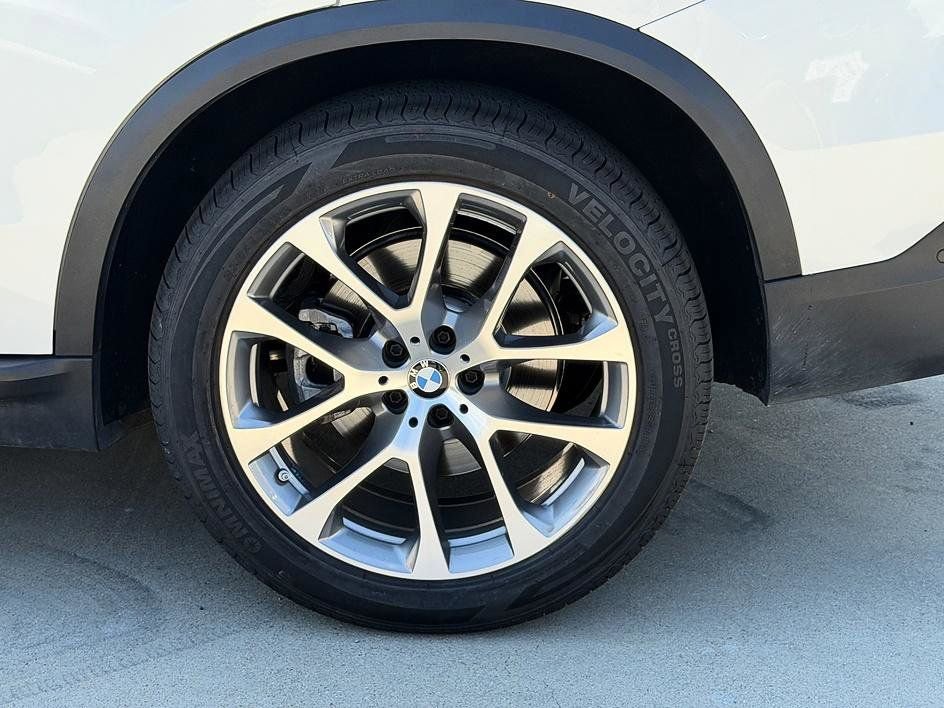 Used 2024 BMW X5 xDrive40i AWD/4WD image 18