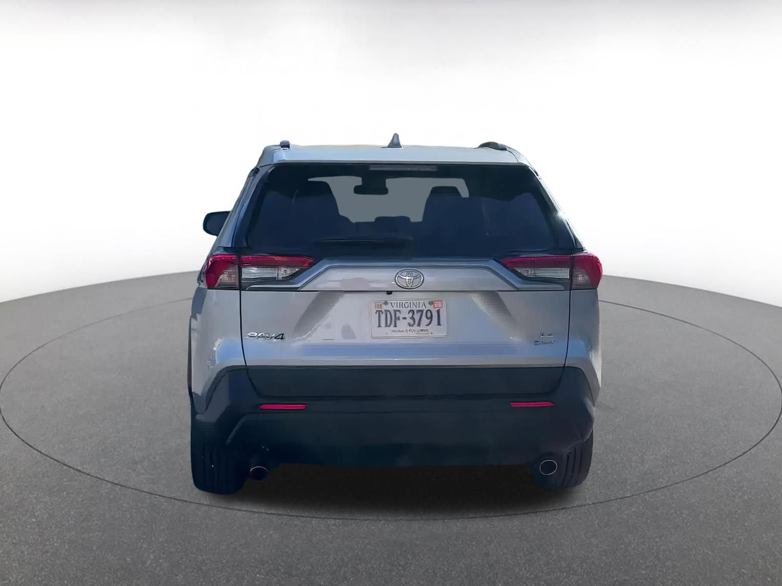 Used 2025 Toyota RAV4 LE image 12