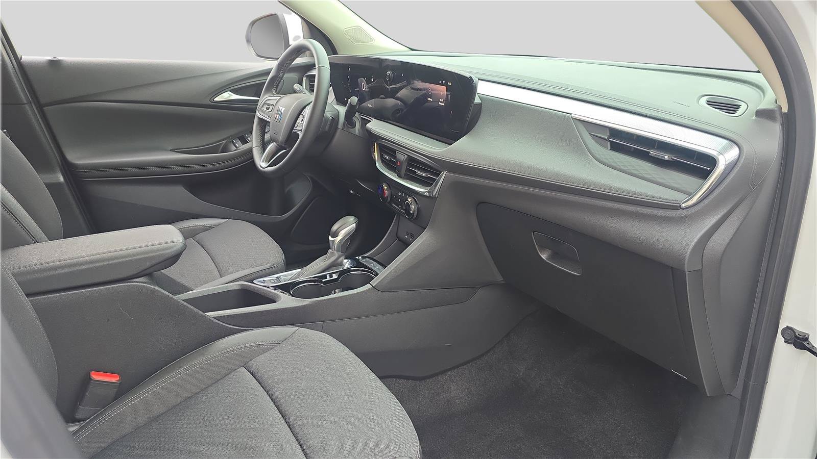 Used 2024 Buick Encore GX Preferred FWD image 16