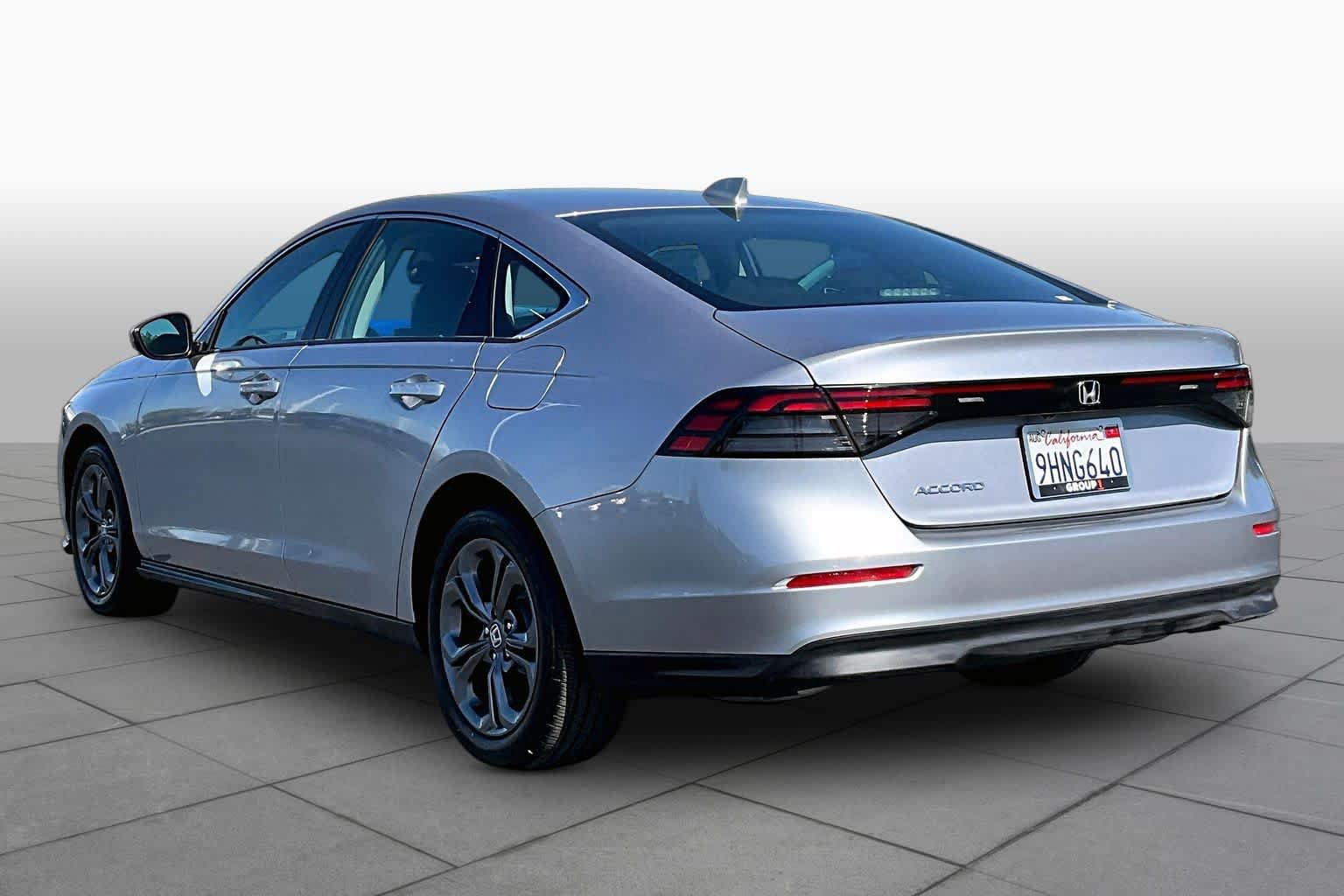 Used 2023 Honda Accord EX image 11