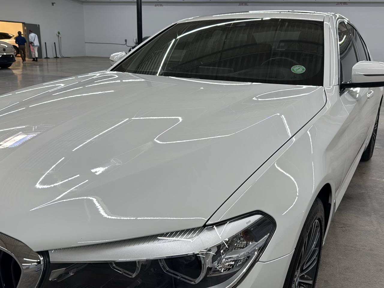 Used 2020 BMW 530i RWD image 2