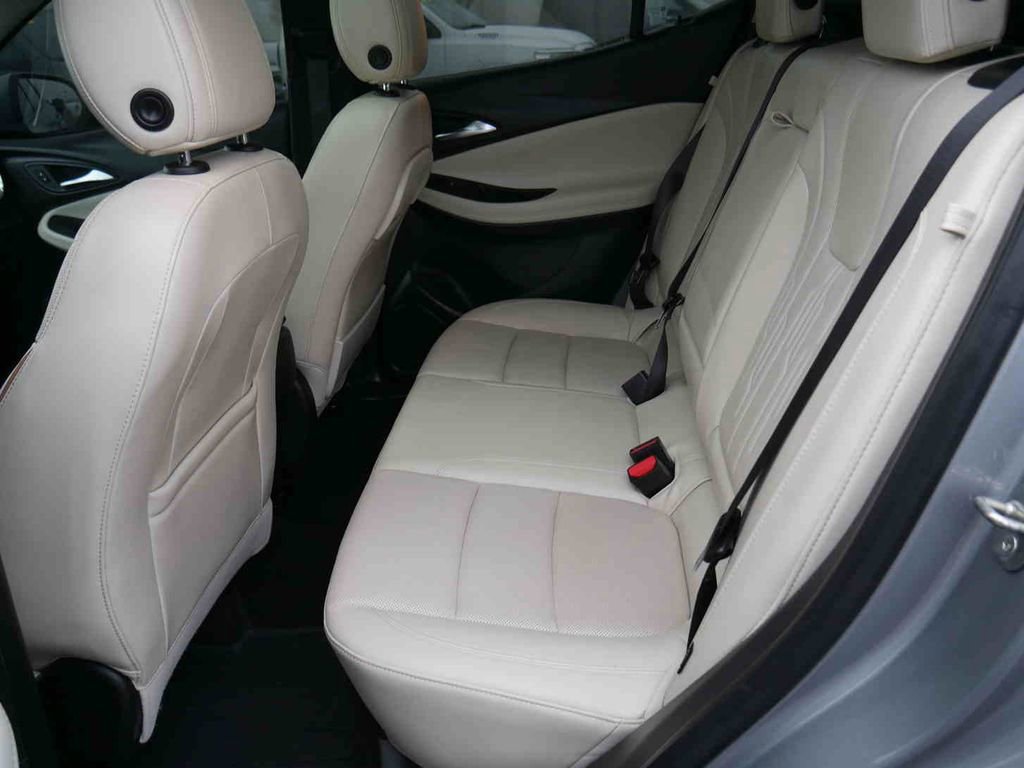 Used 2024 Buick Encore GX Avenir w/ Avenir Technology Package image 15