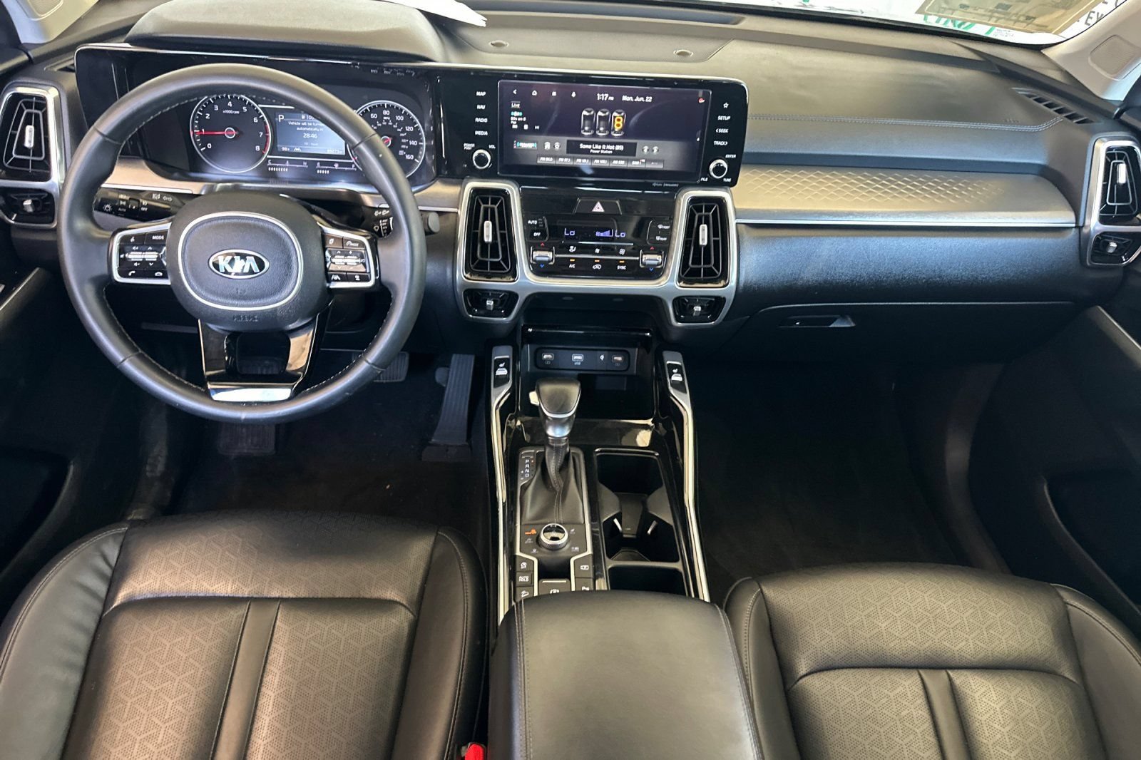 Used 2021 Kia Sorento SX AWD/4WD image 14