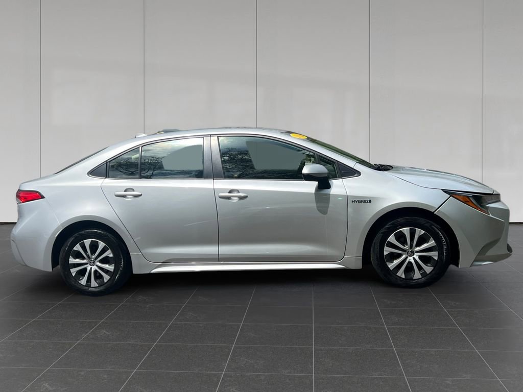 Used 2020 Toyota Corolla LE FWD image 6