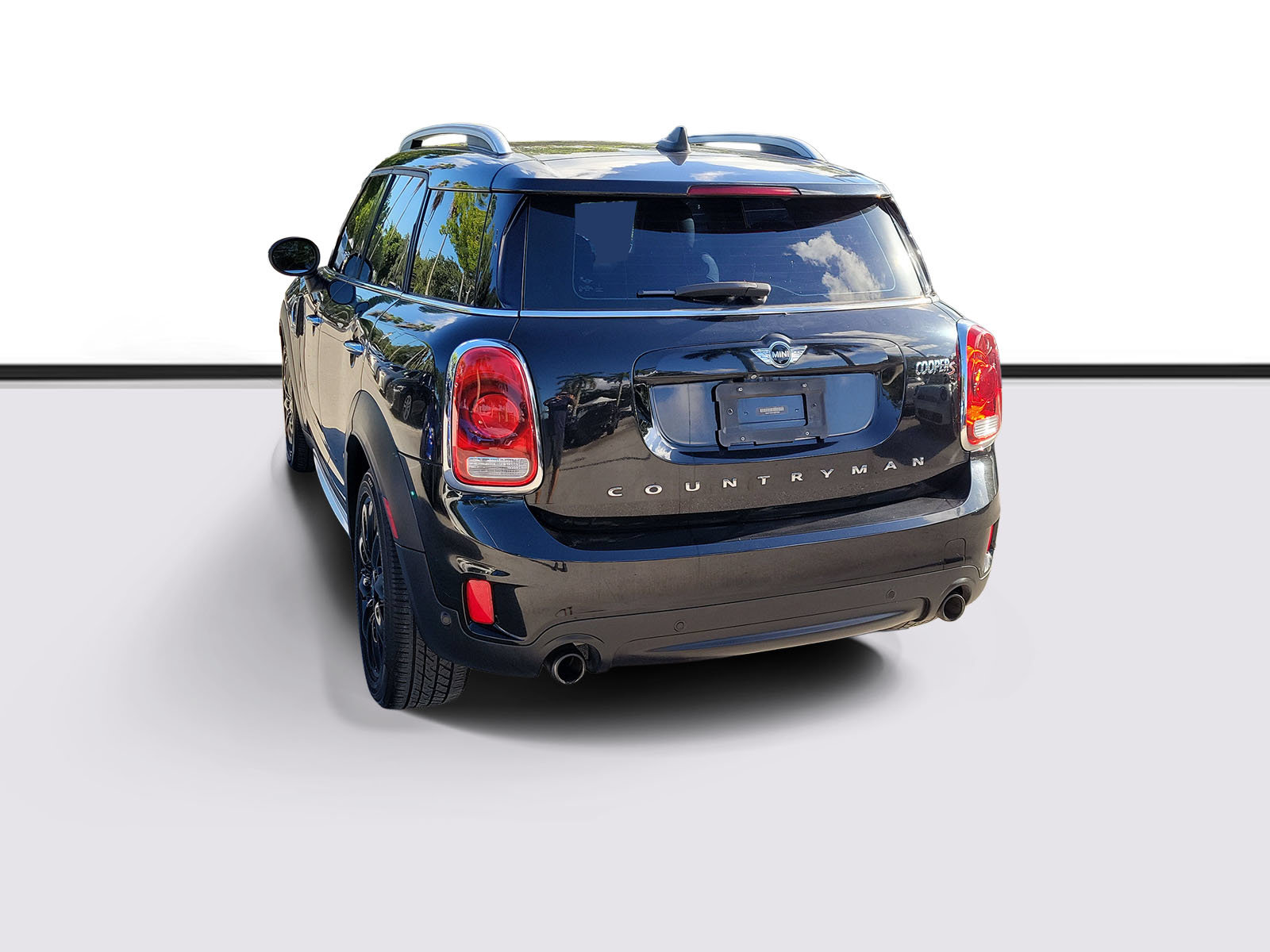 Used 2017 MINI Cooper Countryman S FWD image 3